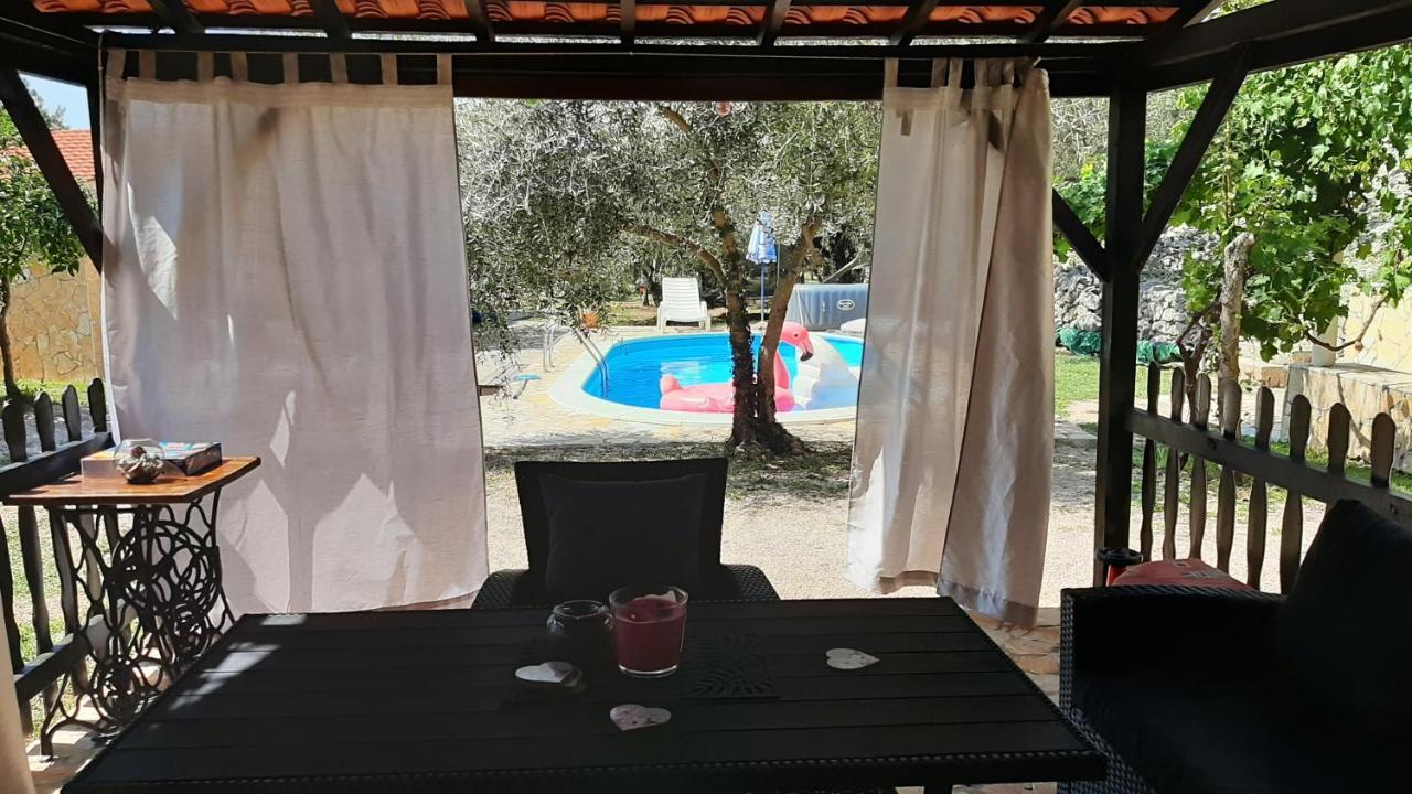 Holiday House Pulina 普纳特 外观 照片