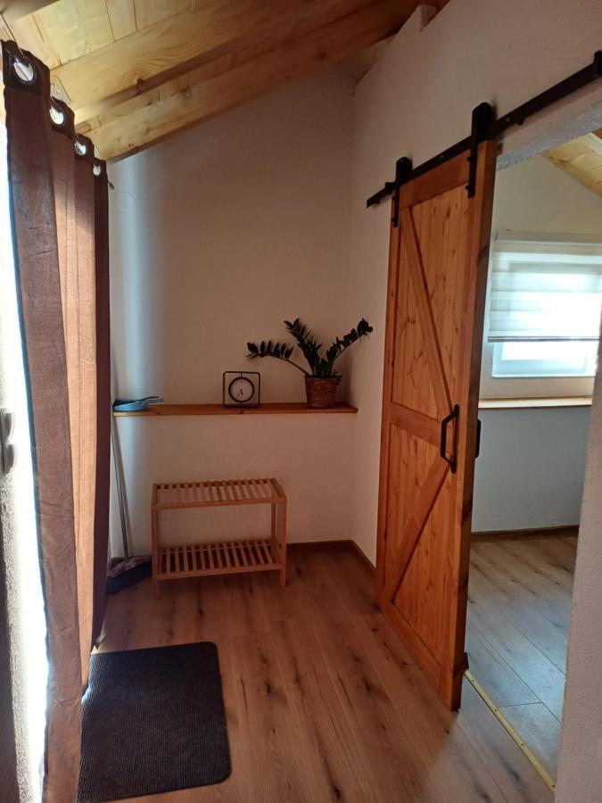 Holiday House Pulina 普纳特 外观 照片