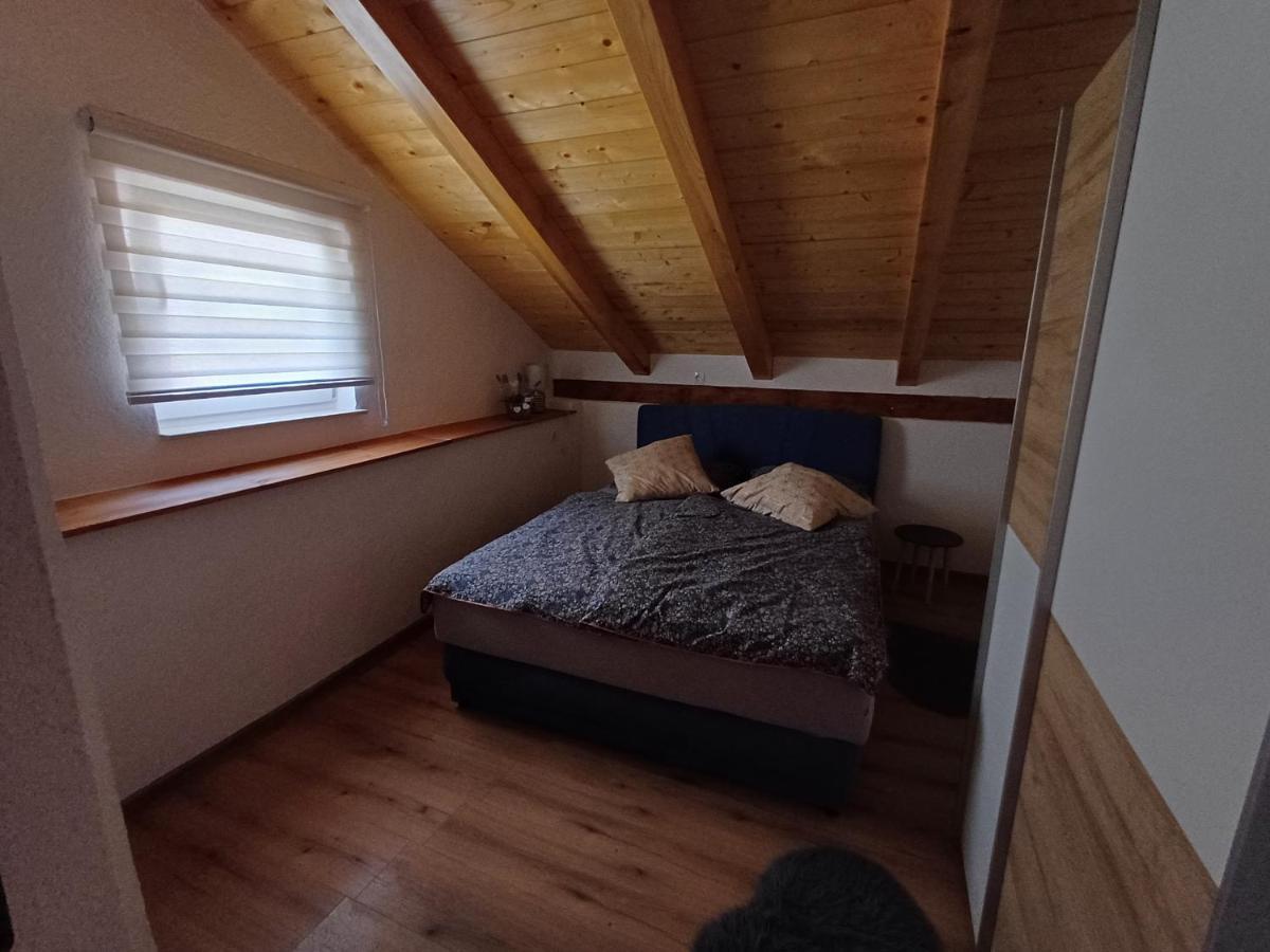 Holiday House Pulina 普纳特 外观 照片